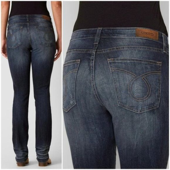 Big Star Maddie Straight Stretch Jeans in Dark Wash - Size 25L - Picture 2 of 10